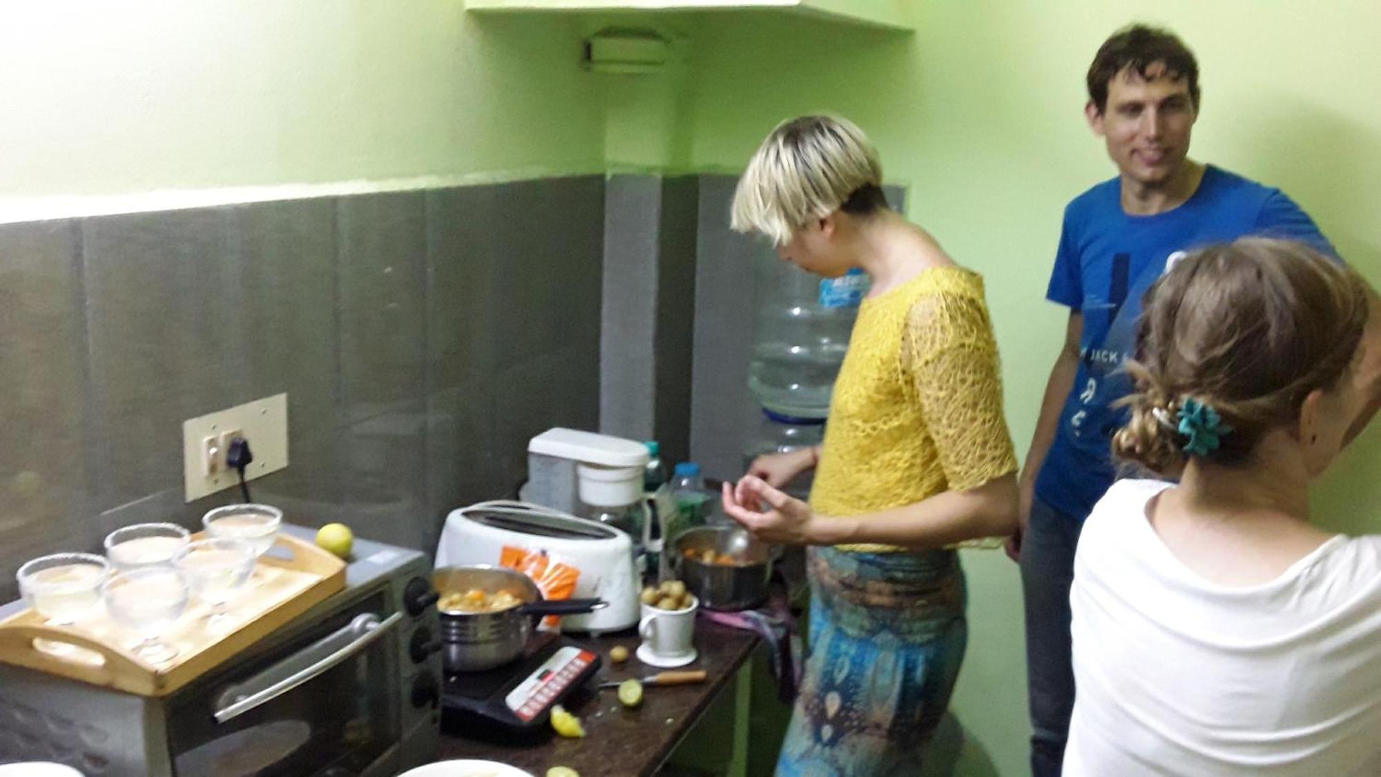 Valentine Budget Guest House Kottakuppam ภายนอก รูปภาพ